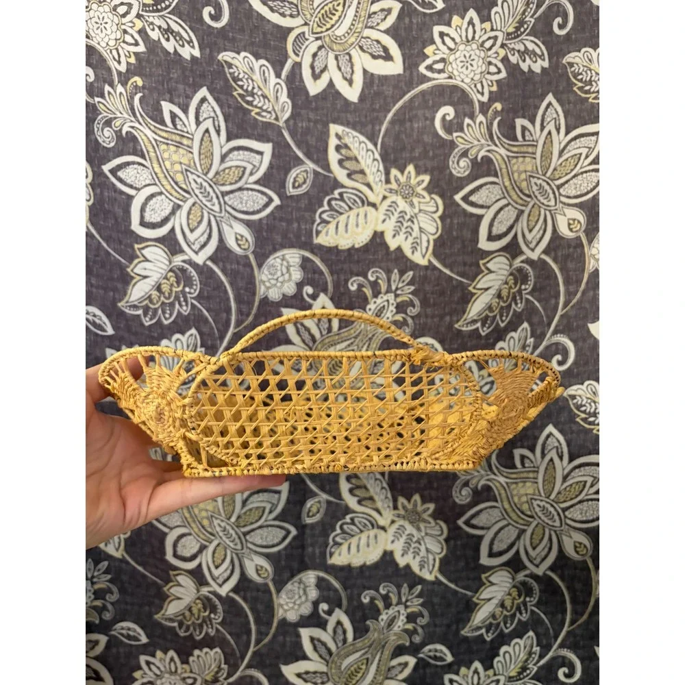 Vintage Woven Straw Basket Tray Boho Handcrafted Lattice Open Weave Tan Small